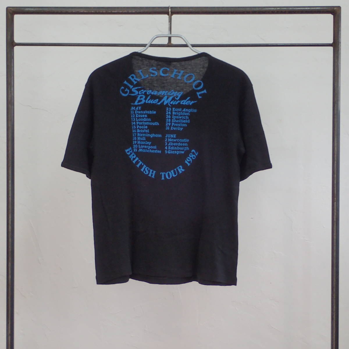 ■ 80s Girlschool Vintage T-shirt ■ ガールスクール ヴィンテージ Tシャツ 当時物 本物 バンドT ロックT _画像3