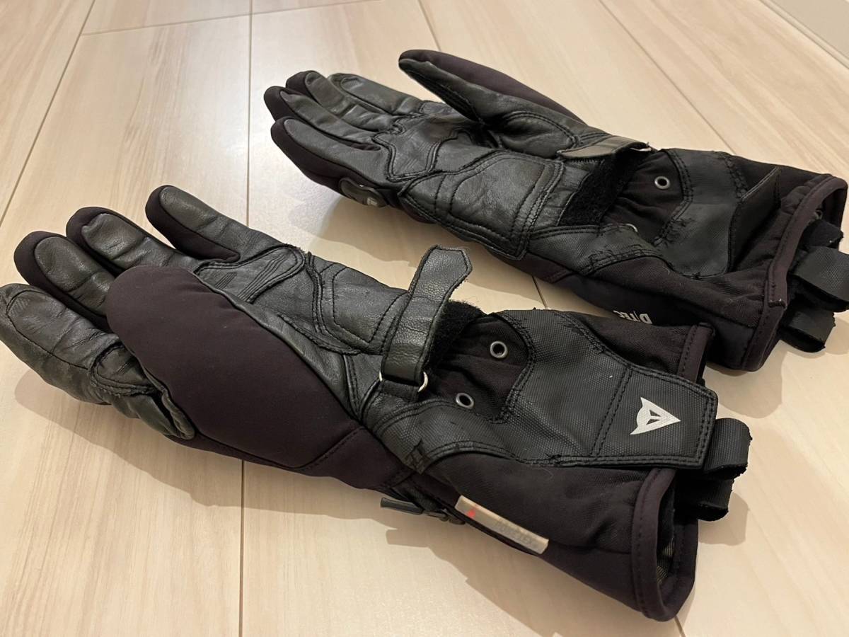 送料無料 Dainese ウィンター グローブ Mサイズ 黒 ブラック レザー ガントレット GLOVE ツーリング 真冬用 ワンオーナー ダイネーゼ 美品_画像2