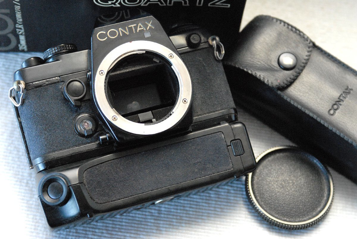 CONTAX コンタックスの名機・高級一眼レフカメラ 139 QUARTZボディ +（ワインダー付） 希少な作動品（腐食なし）_画像2