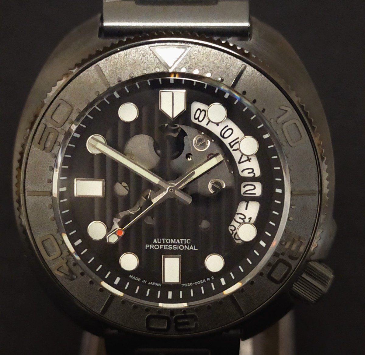 大人の漆黒ダイバーズ 【NH35搭載 新品】karajan 防水性能200m C3