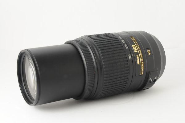 ★新品級★Nikon ニコン AF-S DX NIKKOR 55-300mm f/4.5-5.6 G ED VR 使用感の少ない素晴らしい外観！光学カビ、クモリなし！1141_画像8