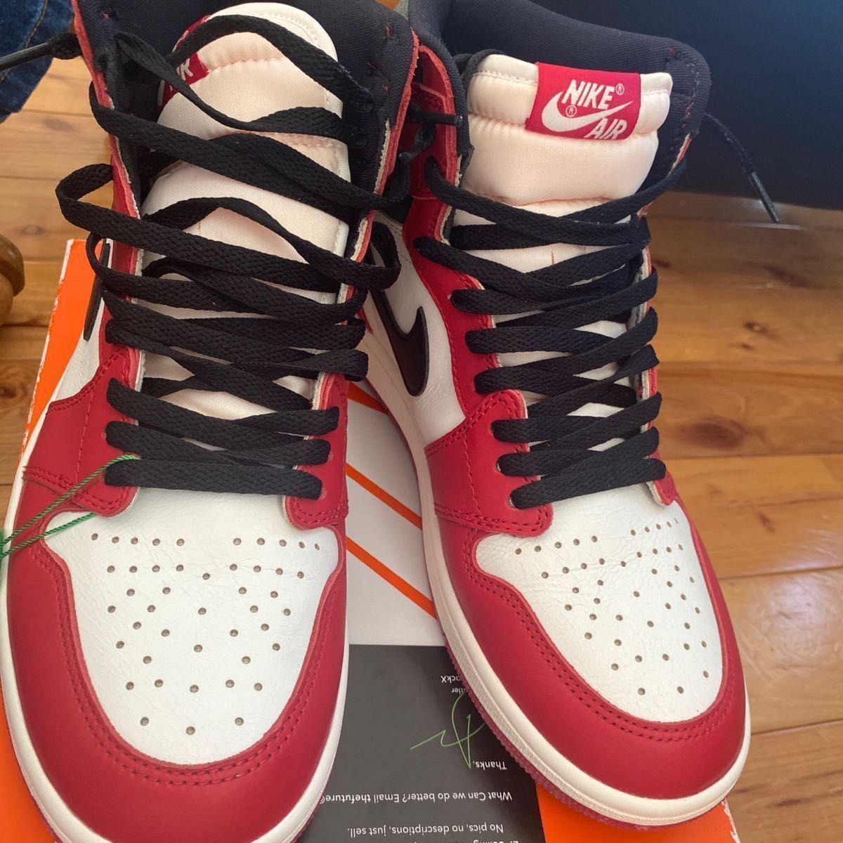 NIKE ナイキ エアジョーダン 1 HIGH OG シカゴ スニーカー NIKE ナイキ エアジョーダン 1 HIGH OG シカゴ スニーカー