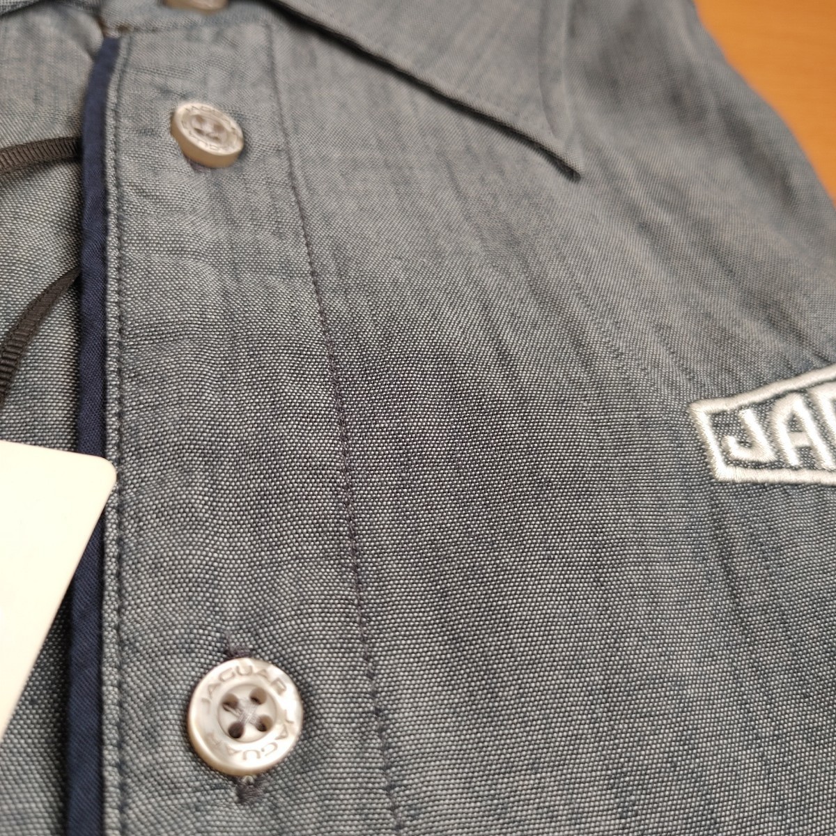 ☆ラスト1着☆ 新品タグ付 ジャガー純正 ヘリテージ 長袖シャツ JAGUAR HERITAGE CHAMBRAY SHIRT XEXFXJ XKSS E-TYPE 正規完売絶版激レア_画像3