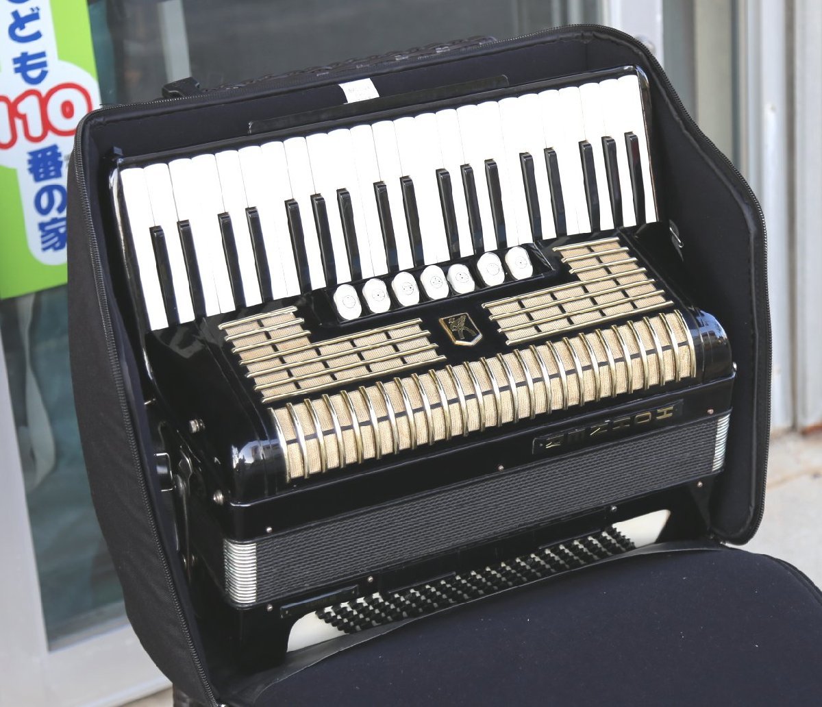 HOHNER VERDI Ⅲ　演奏できる状態ですが、ジャンク扱いで　ドイツ製_画像5