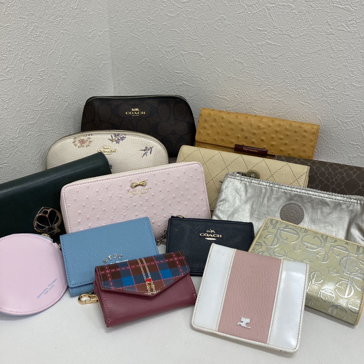 □6168　【卸売】coach　コーチ　他　ポーチ バニティ おまとめ ポーチ バニティ マルチケース 小物入れ 総柄 レディース_画像1