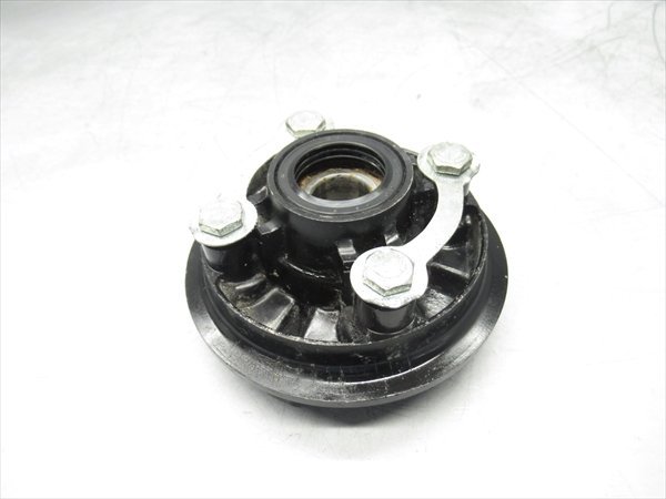 B2R5-1025 ヤマハ RZ50 スプロケットハブ 純正品 【5R2-065～ 昭和56年式】_画像3