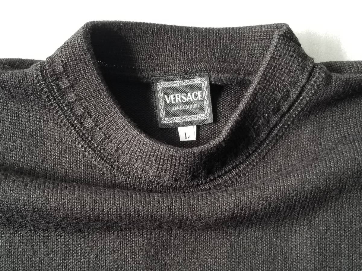 . Gianni 90s old name Versace jeans kchu-ruVersaceJeansCouture Vintage sweater mete.-sa embroidery black cleaning settled 