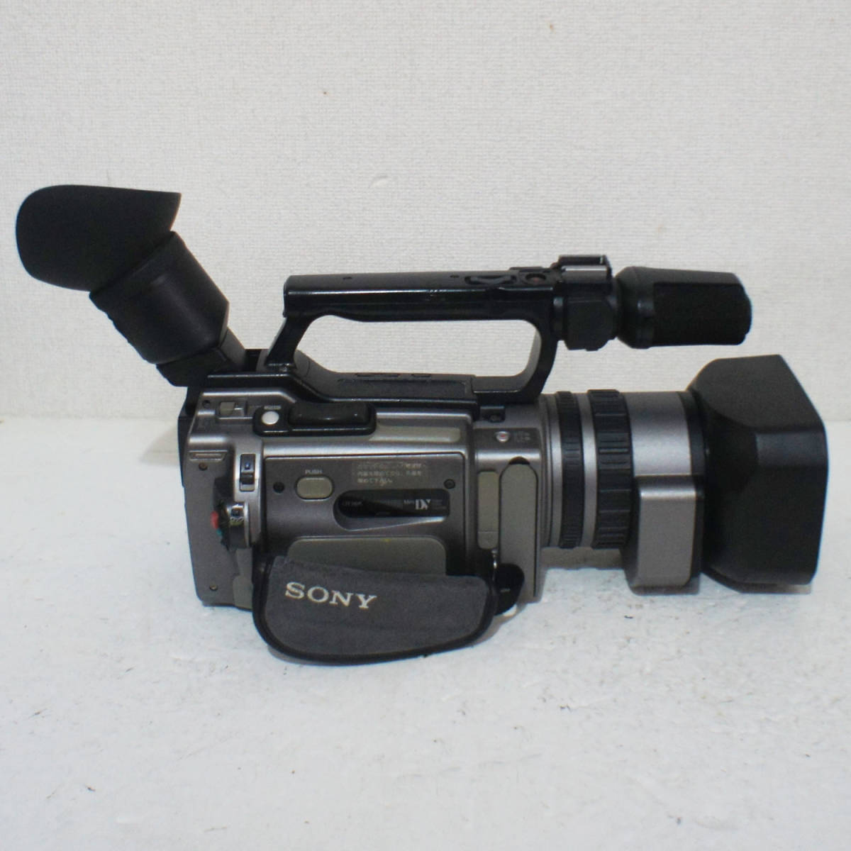 【美品・動作〇】SONY MiniDVビデオカメラ DCR-VX2100 Yahoo!オークション - 1円~Sony【 DCR-VX2100 】miniDV