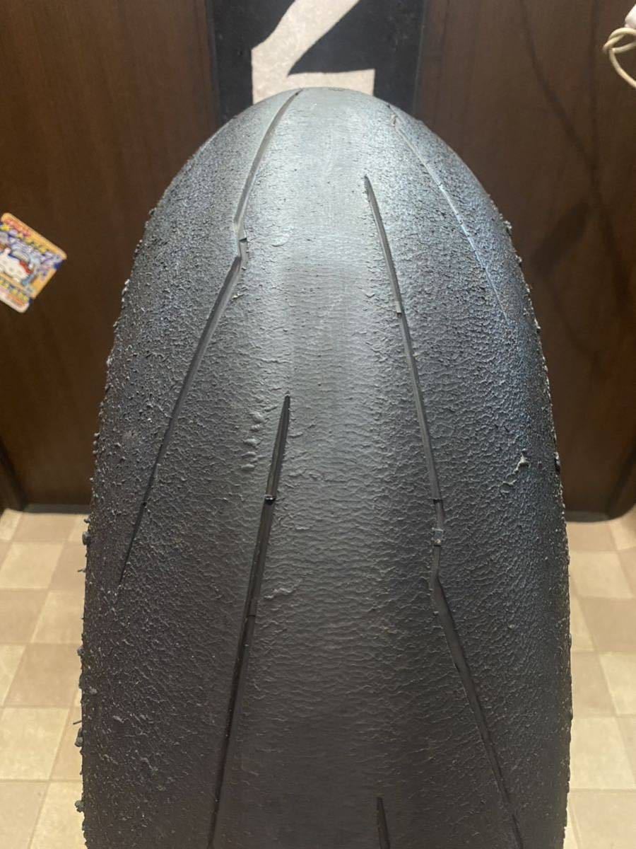 中古MCタイヤ 2022年製造 PIRELLI DIABLO SUPERCORSA V3 SC2 190/55ZR17 ピレリ ディアブロ スーパーコルサ 190 55 17 3522 K4332_画像1