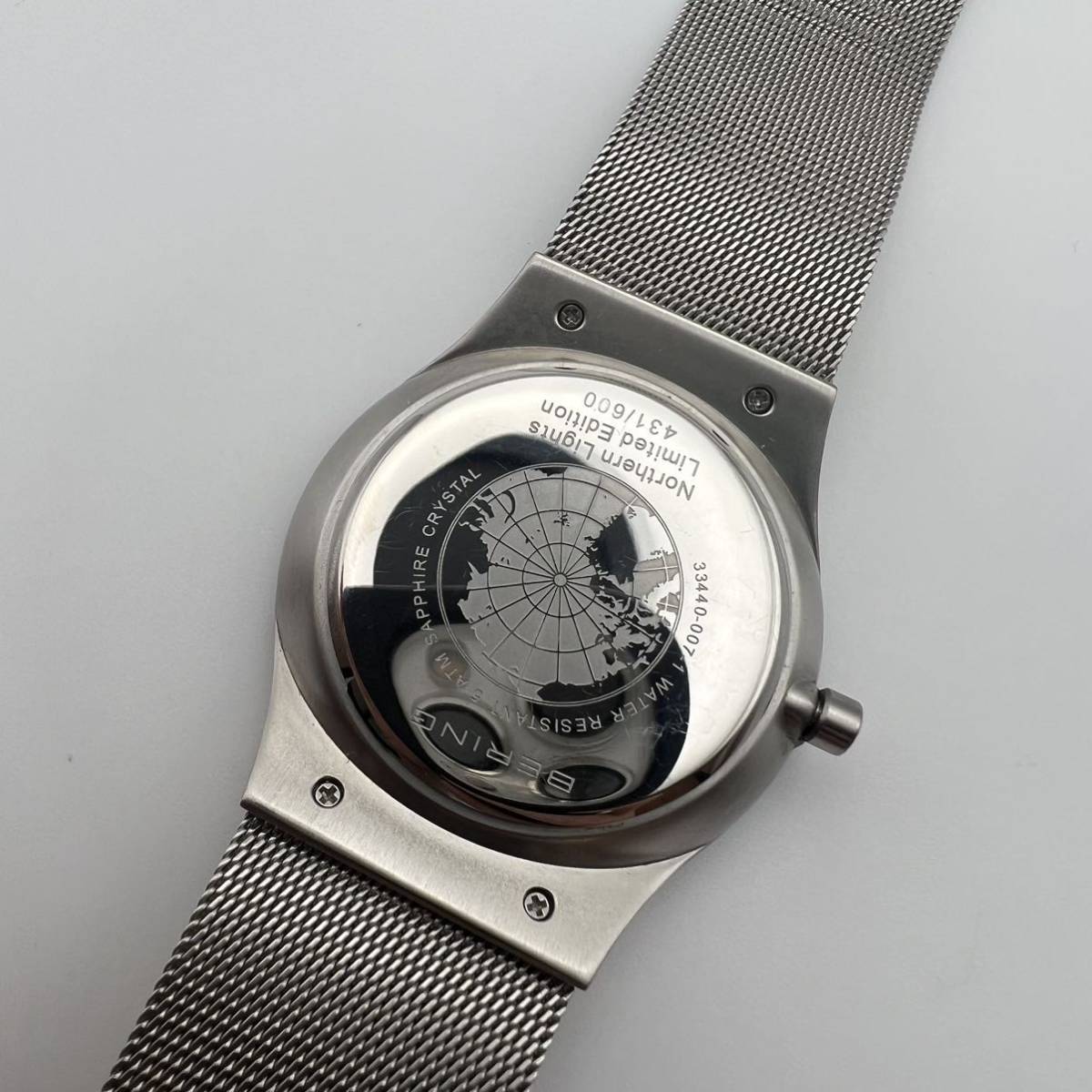 BERING ベーリング　クロックマン　ref.33440-007 白　ホワイト　シルバー　腕時計　クオーツ デンマーク　北欧　芸能人　ユニセックス