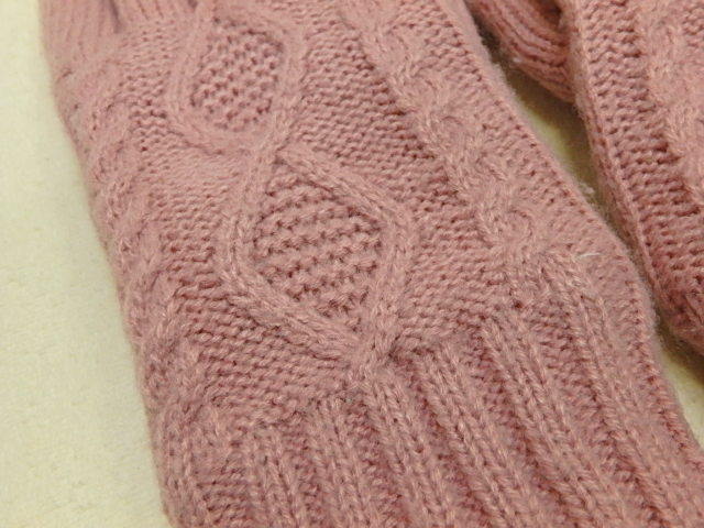n311k　レディース　手袋　ピンク　女性用　もこもこ　中古_画像2