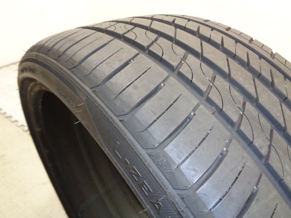 【送料込み】★ 255/30R22 95W ★ GRENLANDER L-ZEAL56 ★ バリ溝 2本セット ★ 2023年製造 ★の画像6