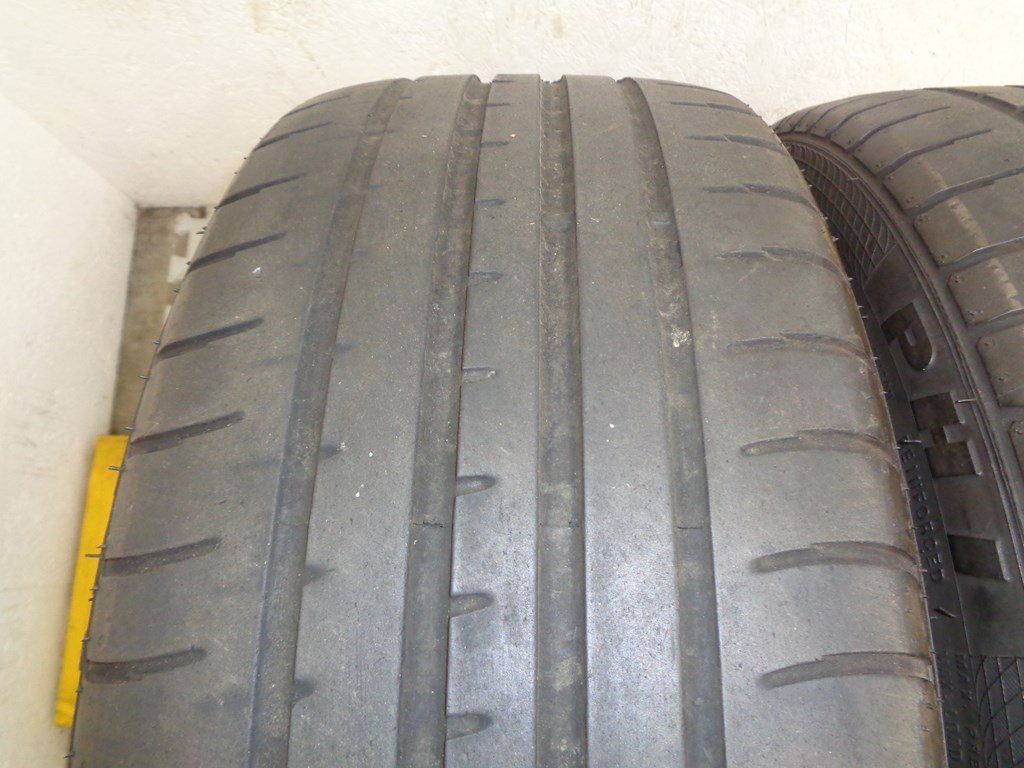 【送料込み】★ 235/40ZR19 96Y ★ PHI accelera ★ 2本セット ★ 235/40R19 ★_画像2