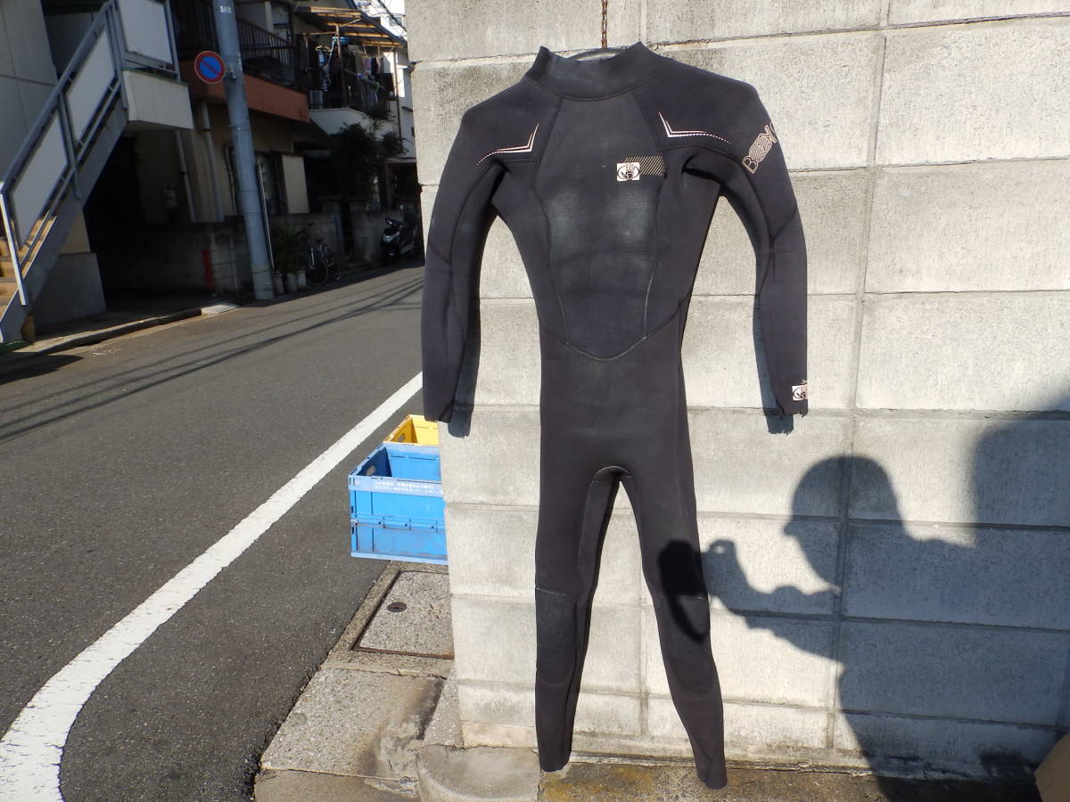 1 Body Glove Weet Suit Seagal 3 мм женщина Lsize Total длина 133 см. Используется!