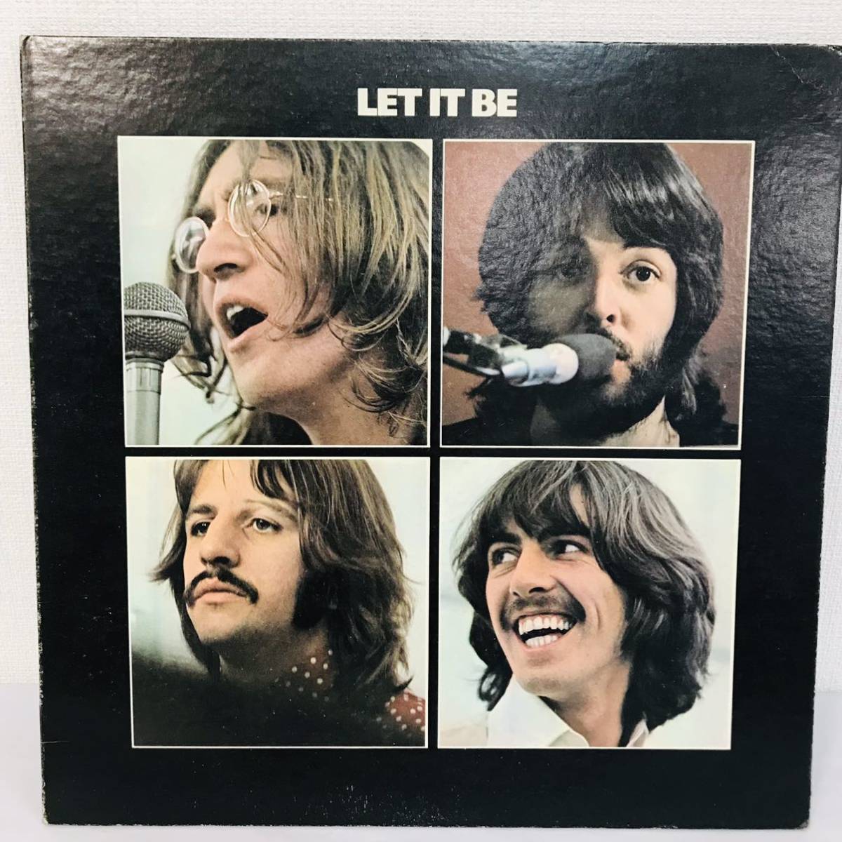 F11154 レコード THE BEATLES/Let It Be Apple Records AR 34001 ビートルズの新しい段階のアルバム 。F・スペクターにより複製。 札幌発_画像1