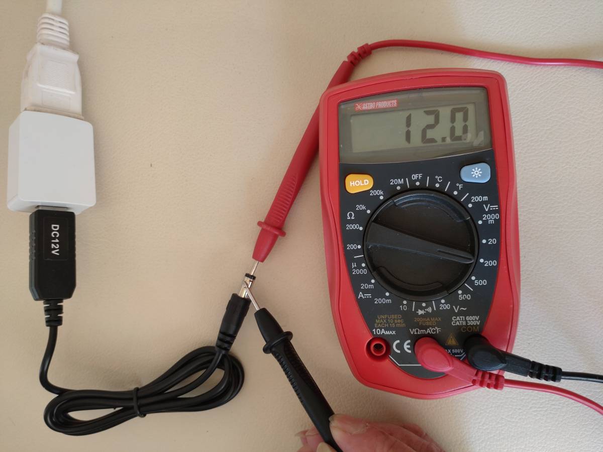 三菱製ETC用USB電源ケーブル　昇圧コード 5v→12v 2.1mmDCプラグ仕様：_12V出力確認