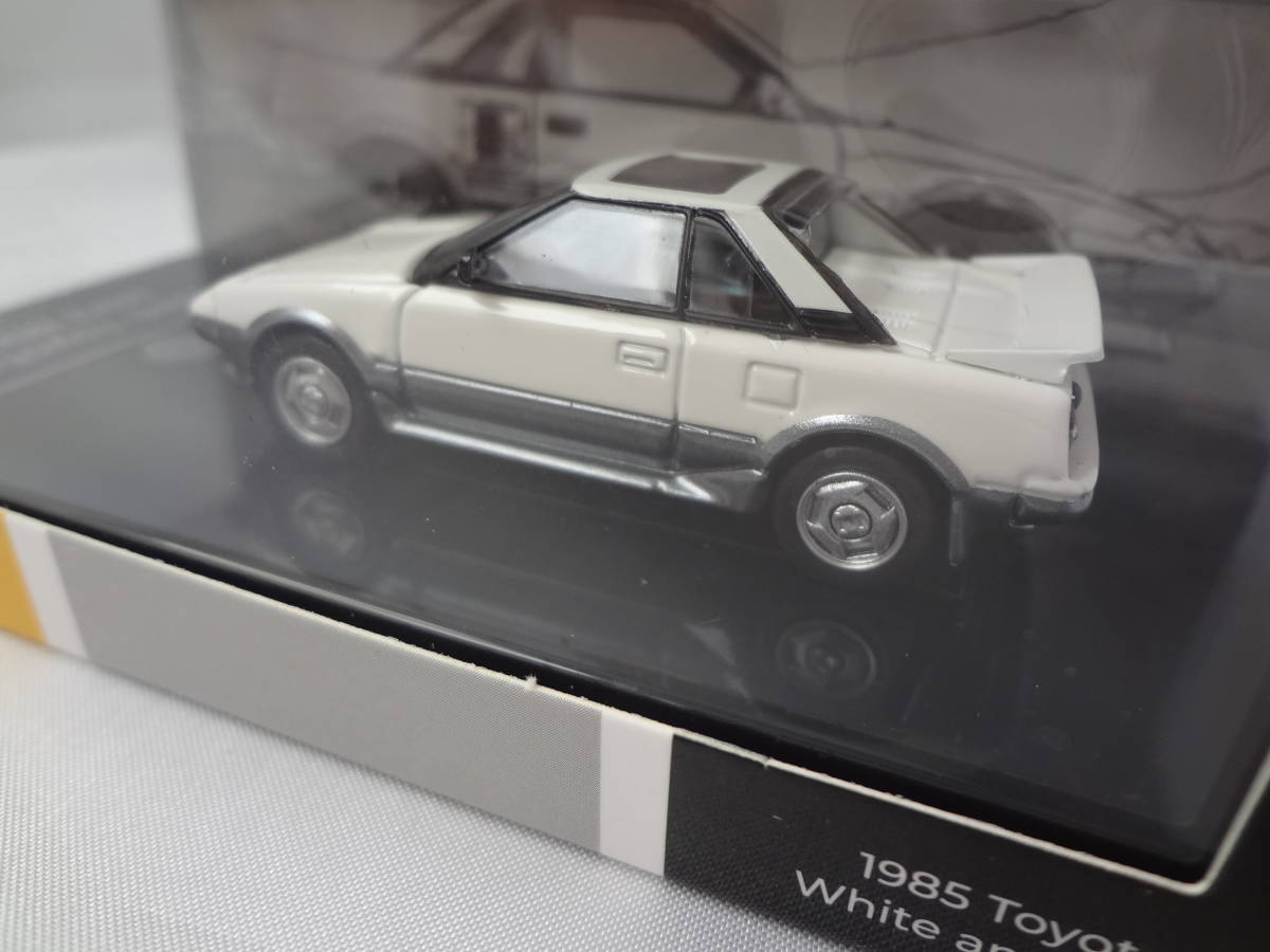 PARA64　1/64　1985 Toyota MR2 Mk1 White and Silver 2 tone　RHD　トヨタ　ホワイト/シルバー_画像4