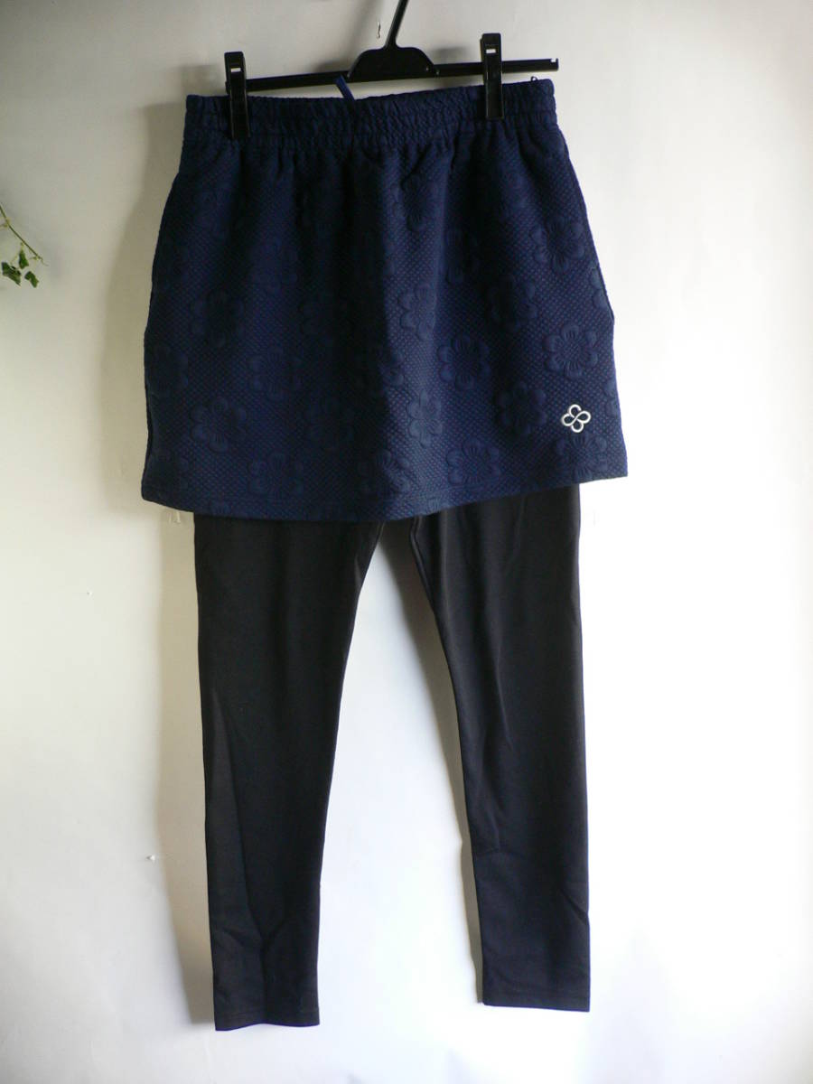 マリークレールスポーツ紺×黒　スパッツ一体型ストレッチスカート　Lサイズ　marie claire._画像1
