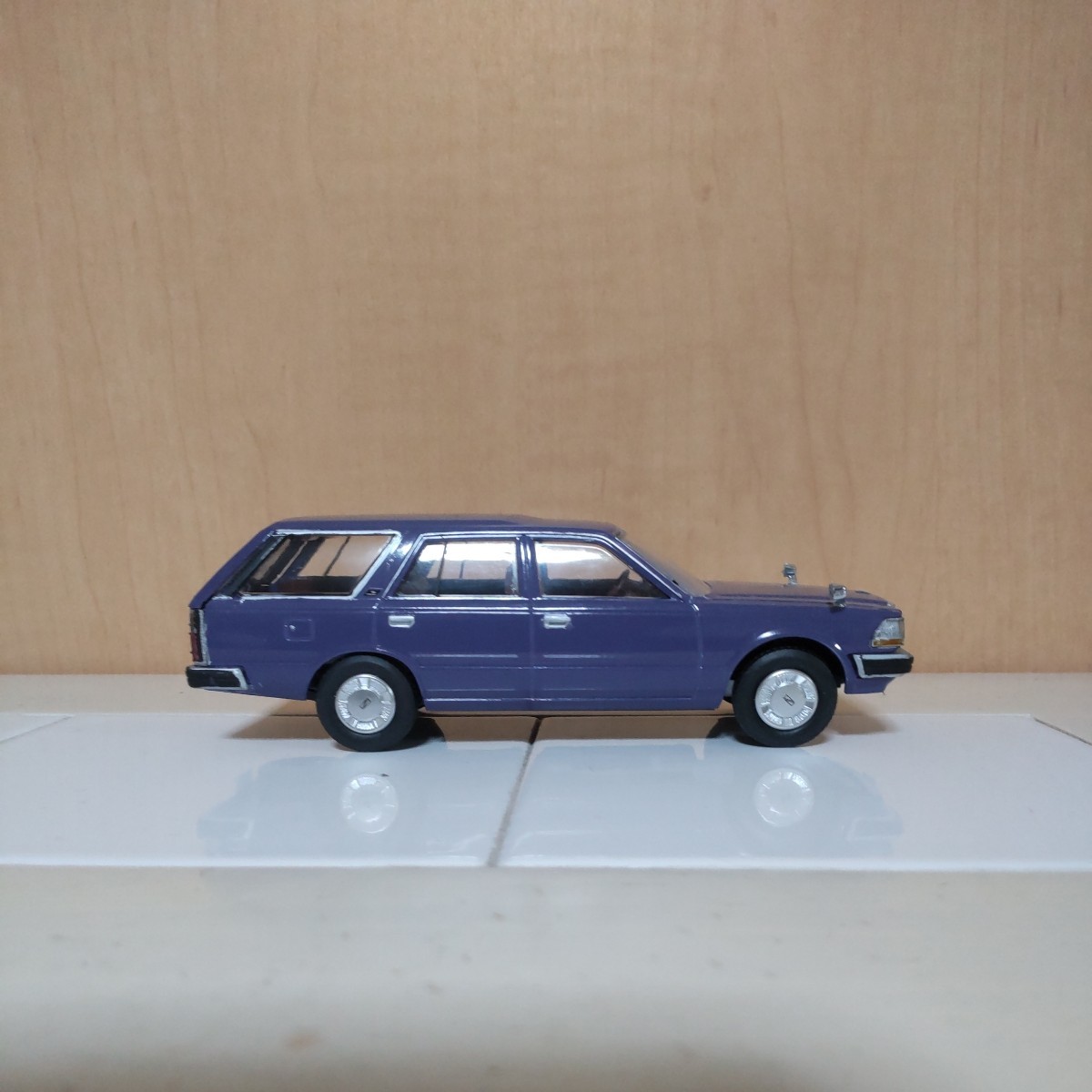 日産グロリアワゴンＹ３０プラモデル完成品１／３２_画像5