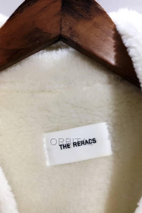  fee . mountain )THE RERACS Zari laks che Starbo a coat white size 38 oversize fleece teddy bear 