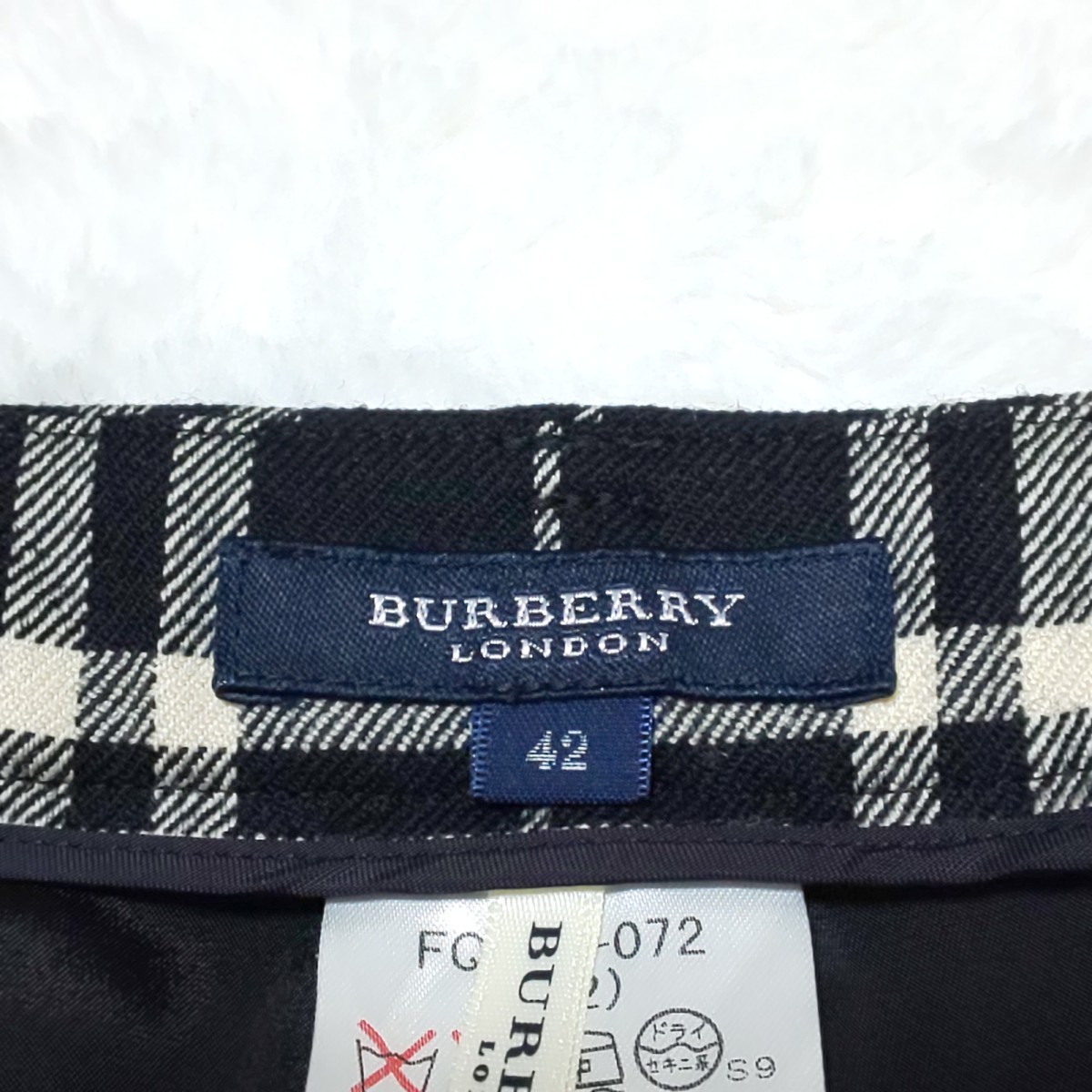 【美品/希少サイズ】BURBERRY LONDON バーバリーロンドン ノバチェック ワイドパンツ ブラック×オフホワイト レディース 42/XLサイズ_画像8