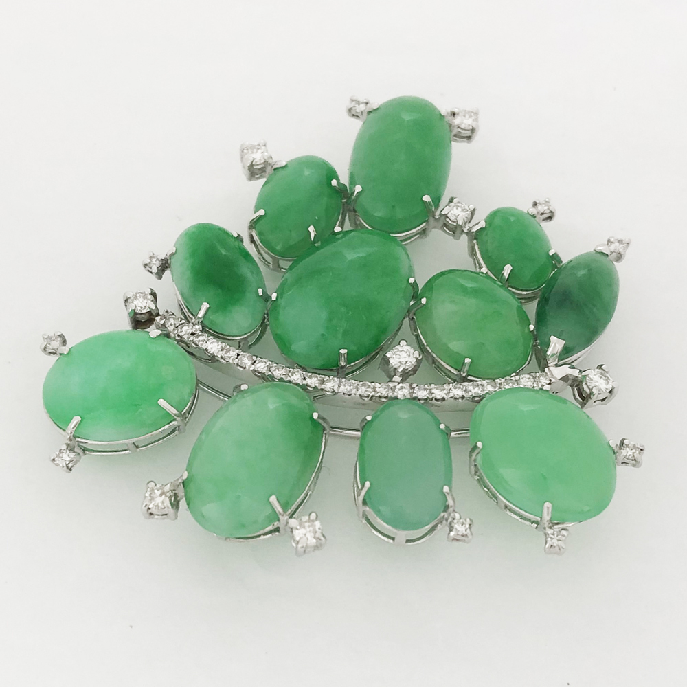 定番のお歳暮&冬ギフトの商品をすべ K18WG ヒスイ ダイヤ デザイン ブローチ H51.56ct D0.91ct ヒスイ