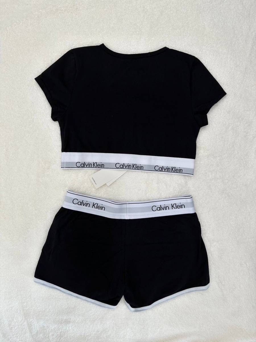 新品カルバンクライン レディース Tシャツ ショートパンツ 上下 新品カルバンクライン レディース Tシャツ ショートパンツ 上下