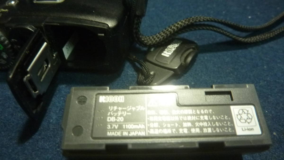 マニア必見！古いリコー.RICOH.デジカメ,RDC-7,レア物？.動作未確認.ジャンク扱い。_電池は古い物です