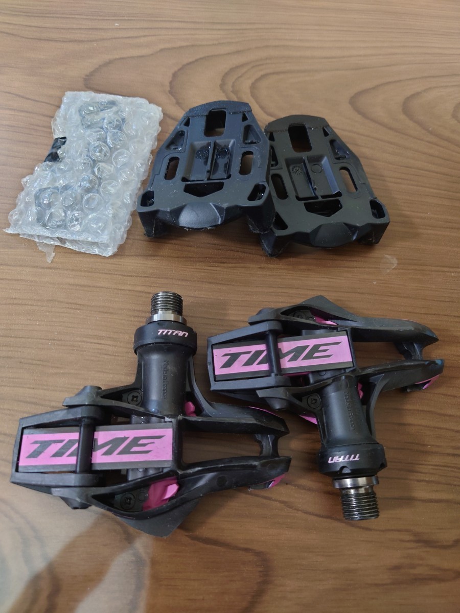 Xpresso 12 タイム Titan Carbon Maglia Rosa ペダル ビンディング　SPD SL_画像3