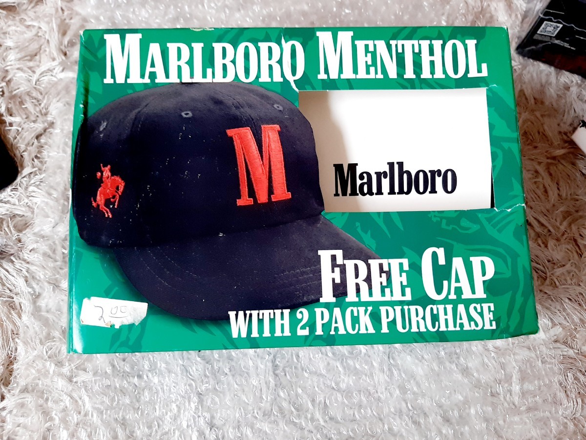 90s Marlboro マルボロ 刺繍 ビンテージ キャップ ブラック 箱付