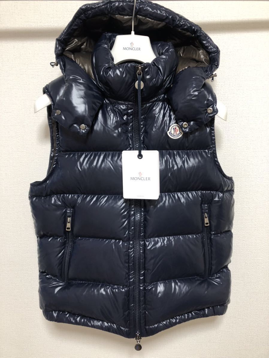 送料無料 未使用 MONCLER BORMES 3 モンクレール ネイビー ダウンベスト 正規品　定価203500円 ダウン ベスト ジレ フード アウター_画像1