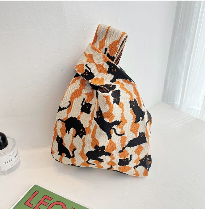 黒猫達のニットバッグ　オレンジ　橙色　ハンドバッグ　サブバッグ　ねこ　ネコ　トートバッグ　ミニトート　プレゼント_画像6