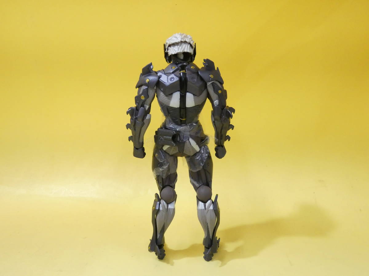 【中古】海洋堂　リボルテックヤマグチ　雷電　METAL GEAR RISING REVENGEANCE　メタルギア【フィギュア】J5　S76_画像4