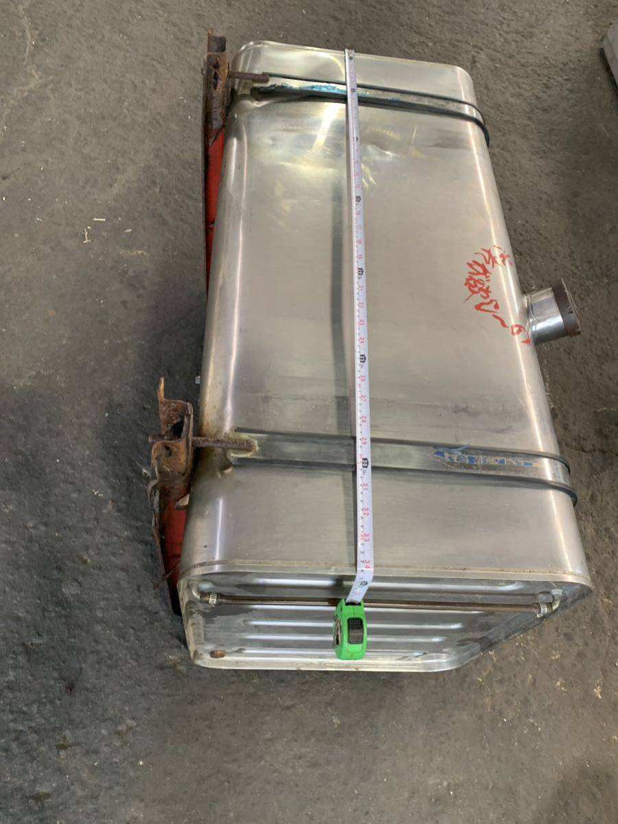  fuel tank stainless steel diesel 300L? size please verify 