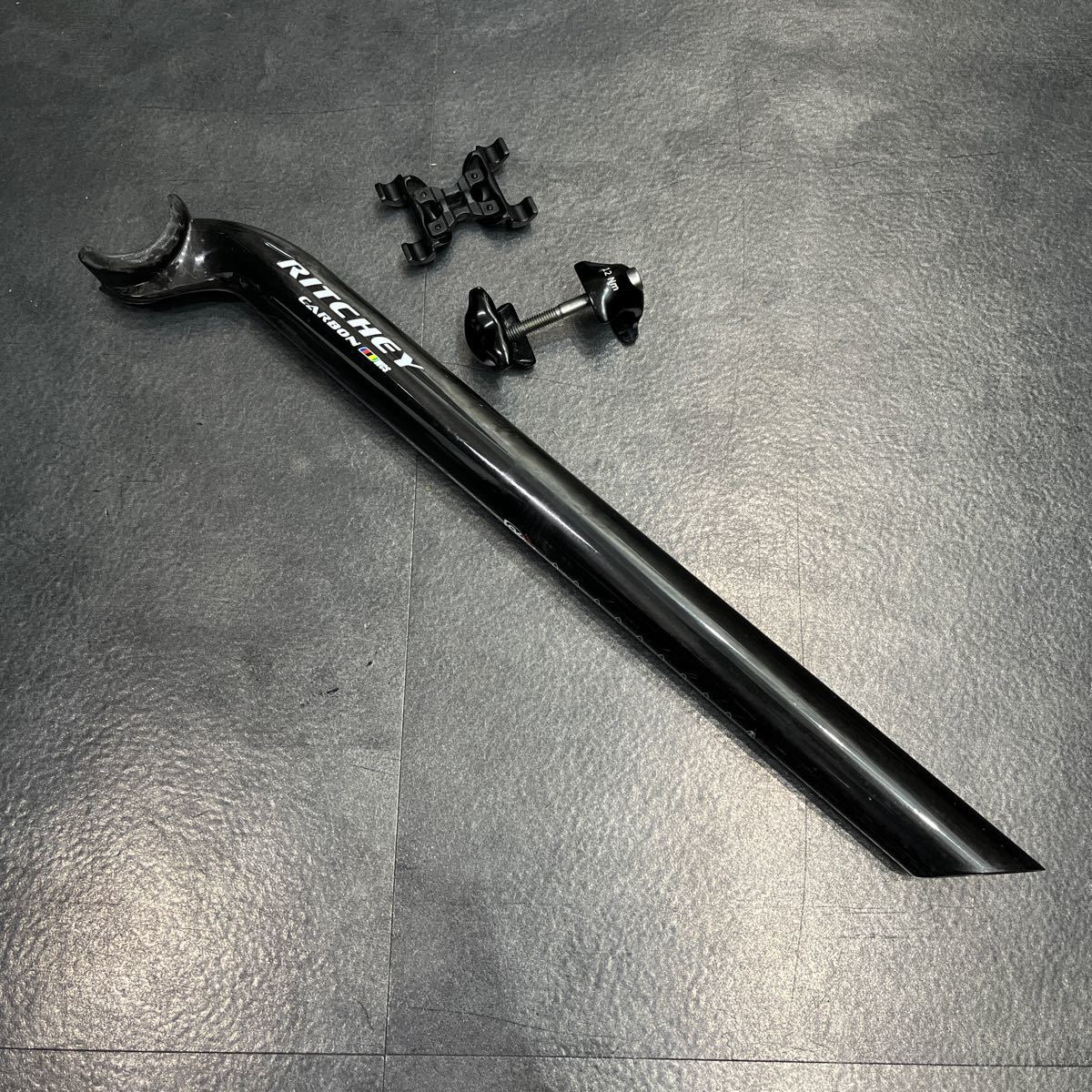 軽量150g!定価46200円リッチー カーボンWCSシートポスト カーボンシートレール用400mm 31.6mm