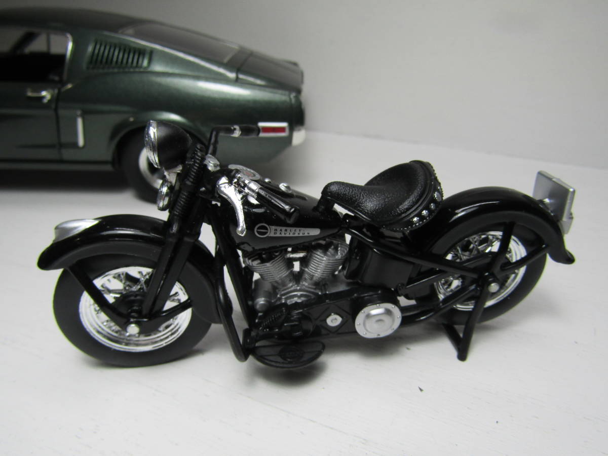 Harley Davidson 1/18ハーレー ダビッドソン Panhead FL 1948 パンヘッド ブラック USA ジオラマ ヴィンテージ 60s アメリカン 未展示品_画像5