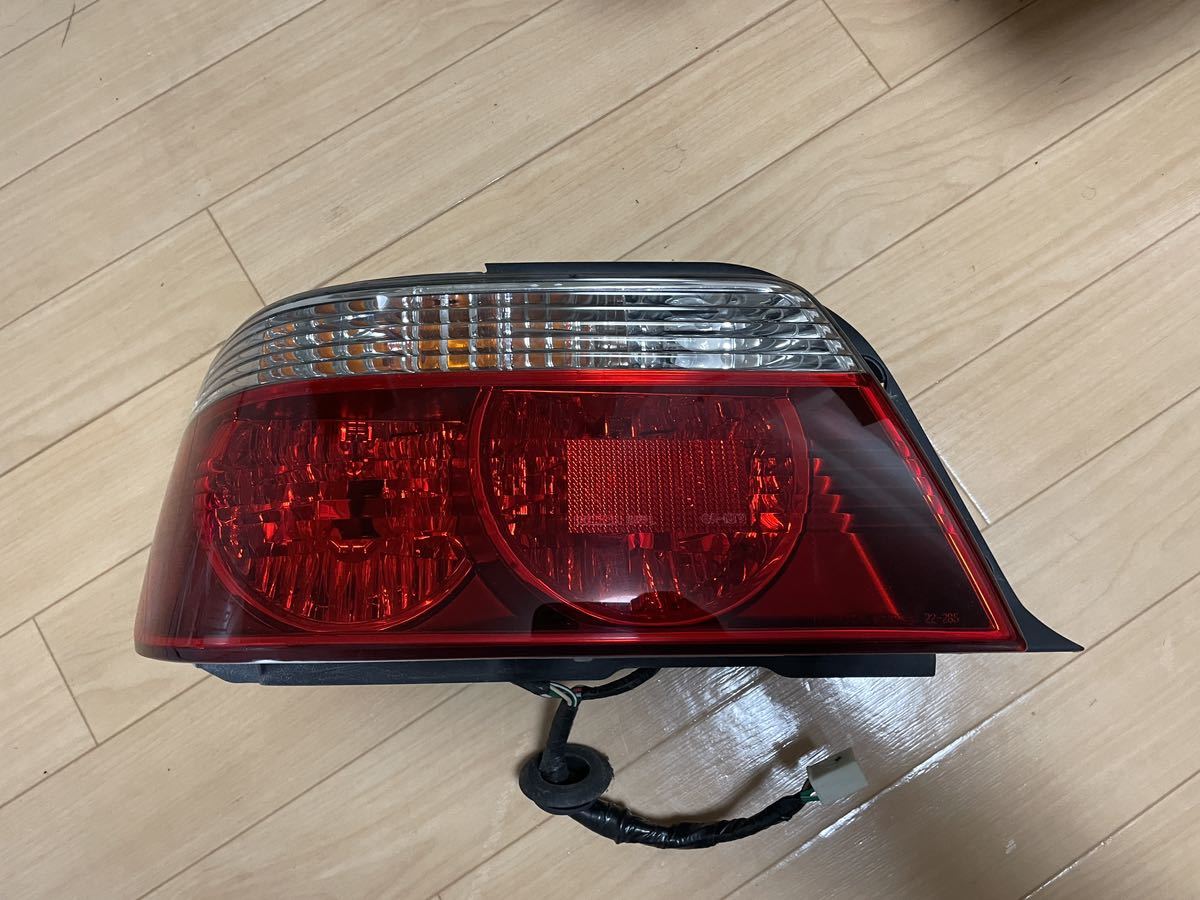 JZX100 チェイサー 後期テールランプ 左側 美品_画像1