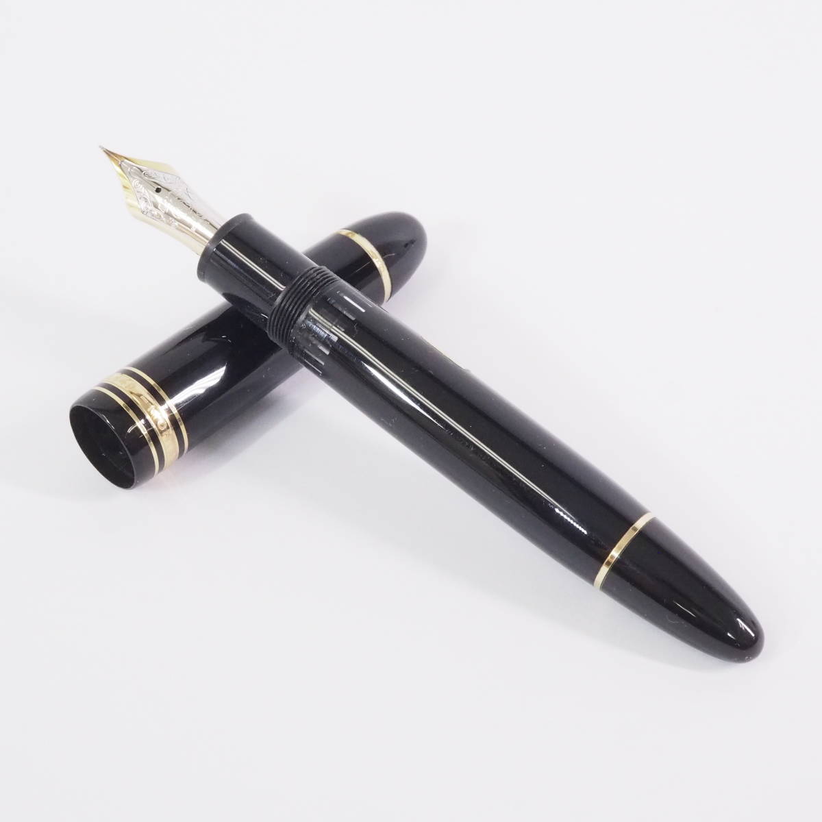 モンブラン マイスターシュテュック 149 MONTBLANC MEISTERSTUCK 14K 14金 ブラック×ゴールド 万年筆[Pa1177-EA1_画像1