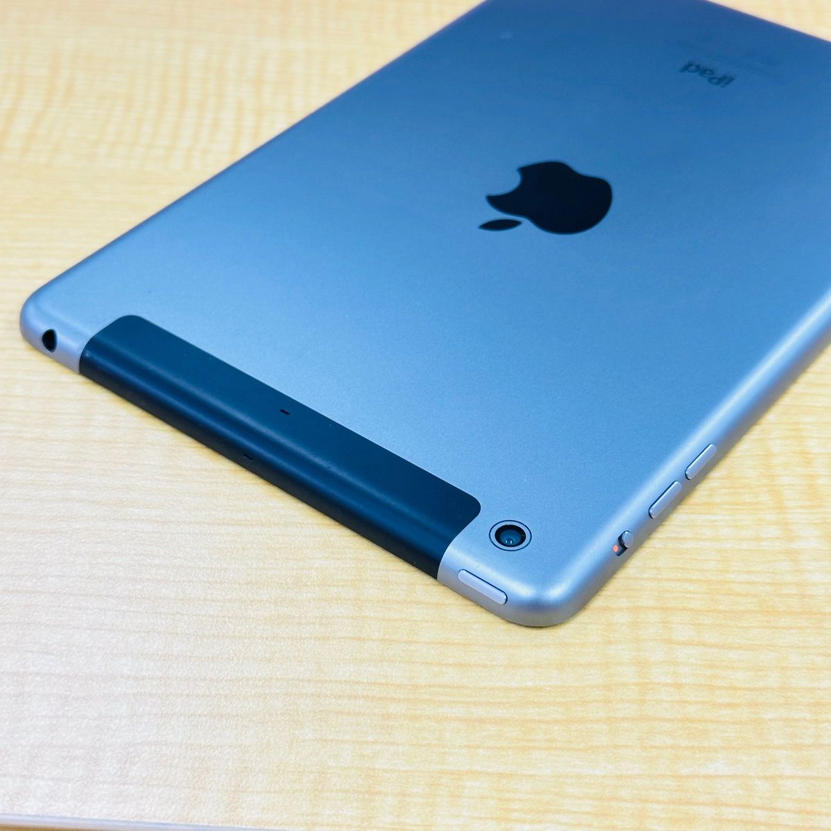 Apple iPad Mini 2 Retina ディスプレイ 16GB Wifi + Cellular 美品