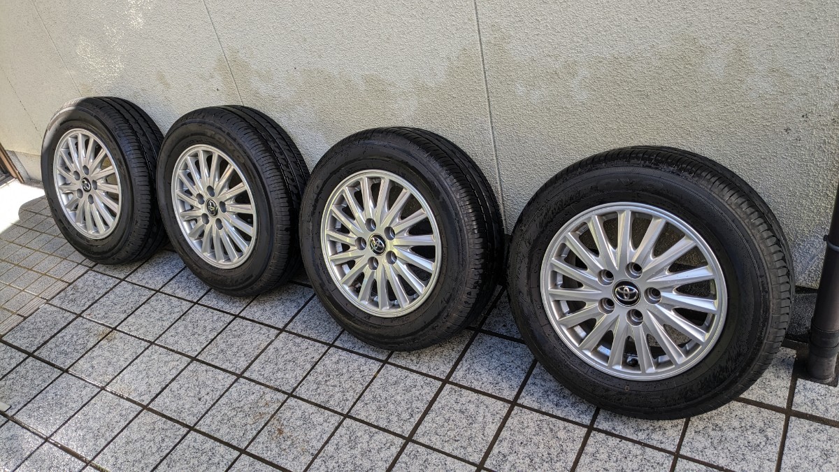 ヴォクシーハイブリッド 純正アルミ 195/65R15 2023年製 TOYO SD-7_画像1