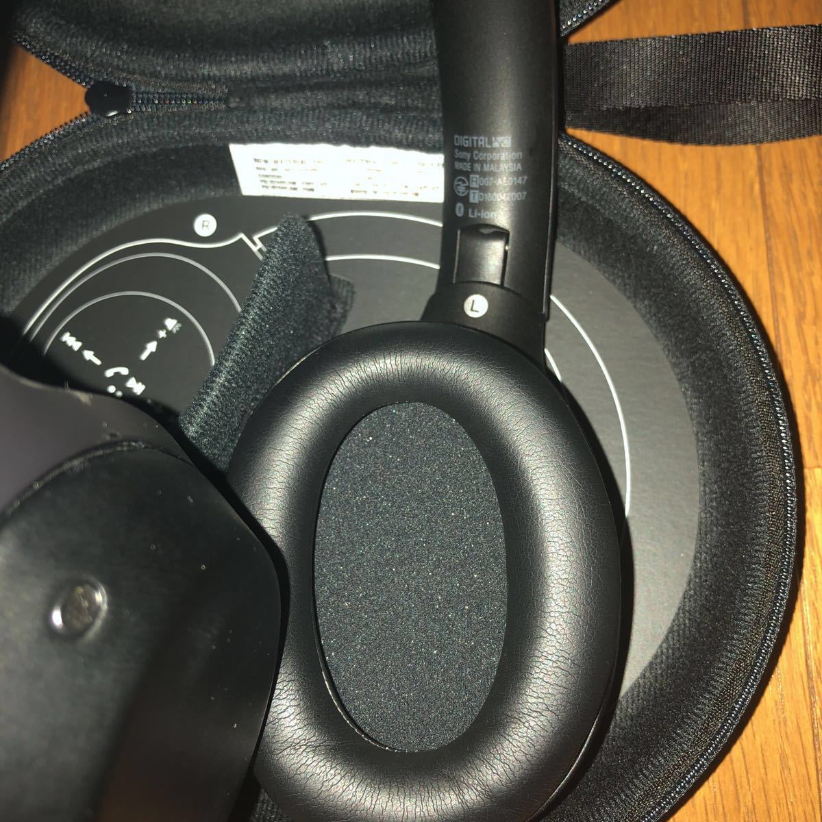 SONY MDR-1000X 美品    原文:SONY MDR-1000X 美品