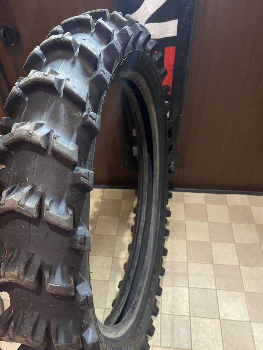 中古MCタイヤ 2022年製造 DUNLOP GEOMAX MX14 110/90-19 ダンロップ ジオマックス 110 90 19 1922 A2753の画像4