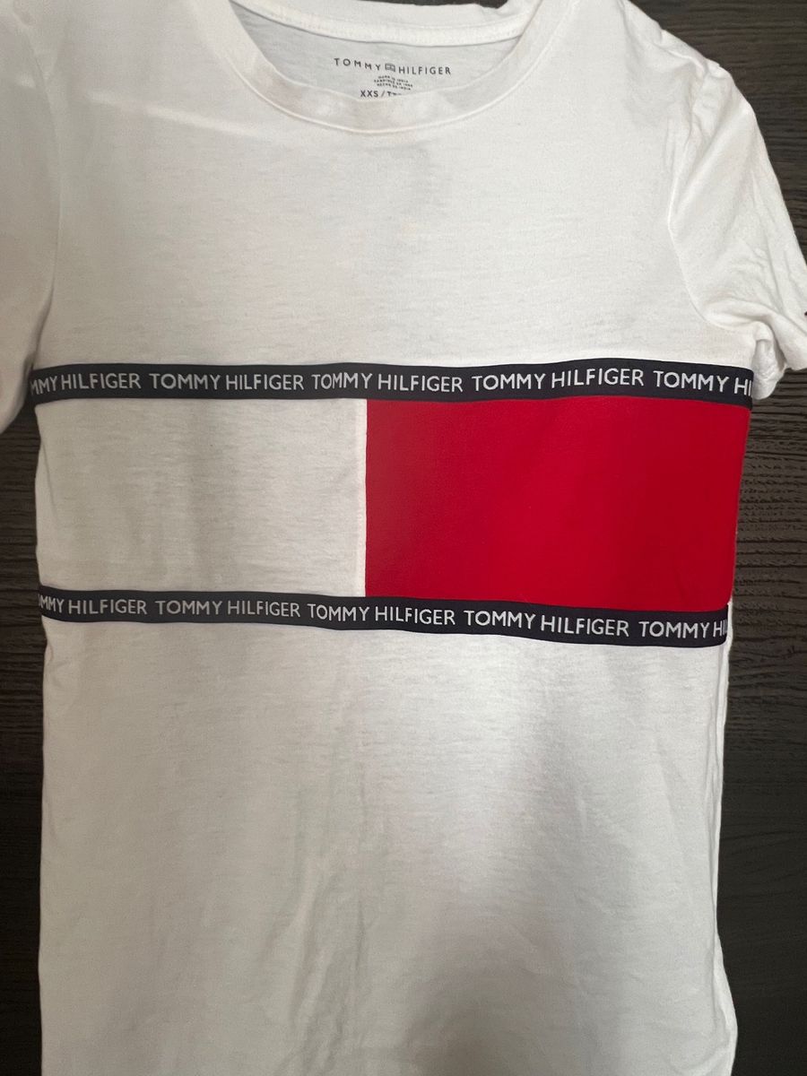 【美品】Tommy Hilfiger セットアップ　ヨガウェア　 上下 Tシャツ　レギンス Nike adidas puma