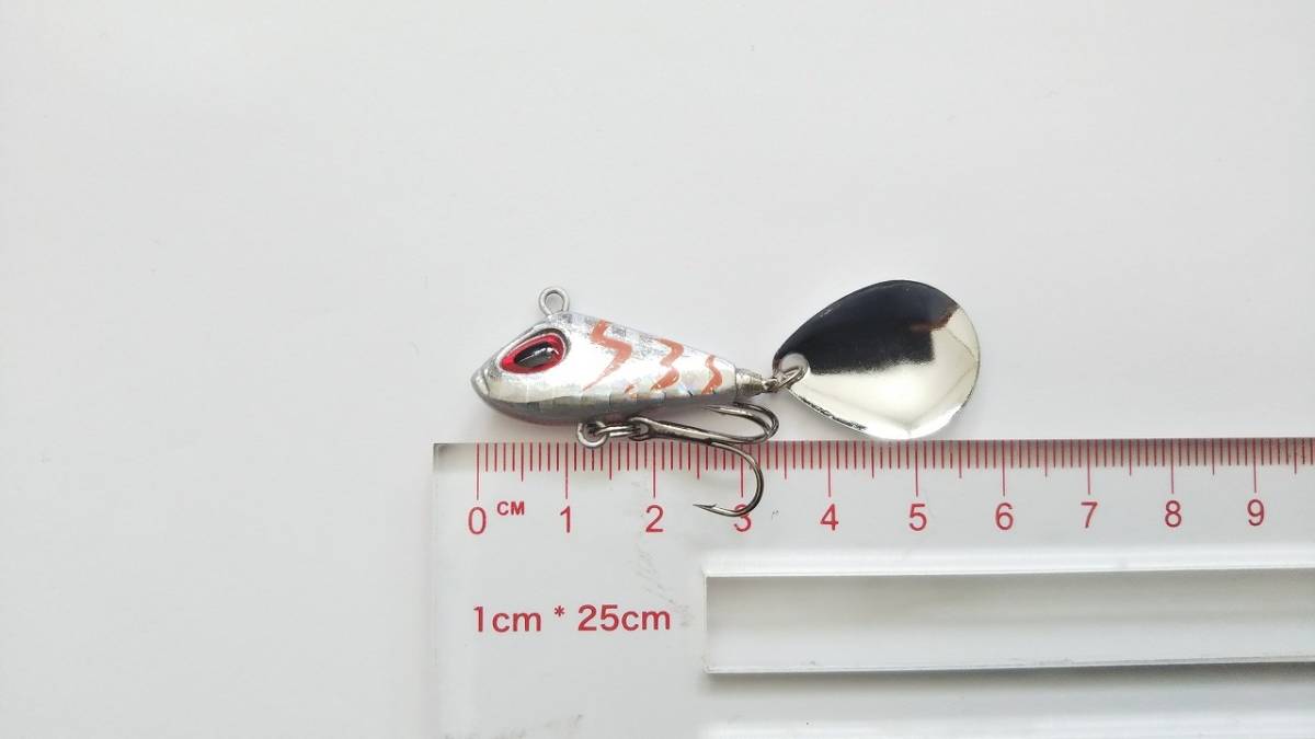 マイクロサイズ スピンテールジグ 16g 5色セット シーバス メッキ カマス 根魚 ロックフィッシュ ジグスピナー バイブレーションの画像4