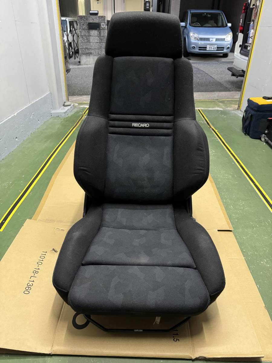 RECARO レカロ　ORTHOPAD オルソペド　ハイエース運転席にて使用　電動　腰痛予防最上級　ハイエース運転席ようレール付き_画像1