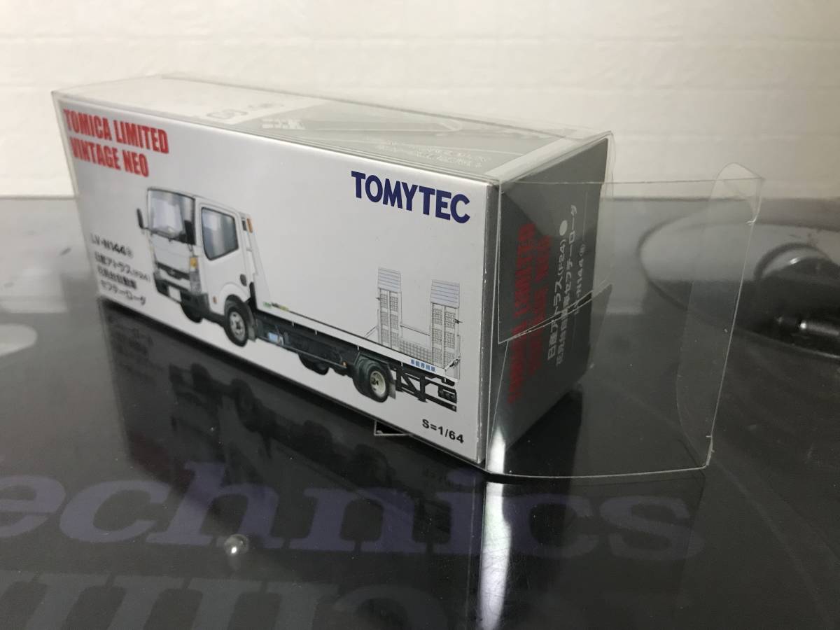 TOMYTEC TOMICA LIMITED VINTAGE NEOトミカリミテッドヴィンテージ LV-N144a 日産 アトラス (F24) 花見台自動車 セフテーローダ ATLAS 白_プロテクトパック付きです。