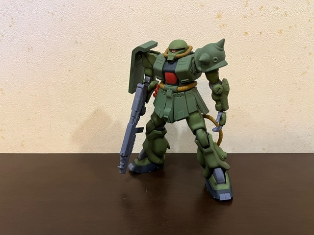 ☆HG　ザク　FZ型　一部塗装済み完成品　367_画像1