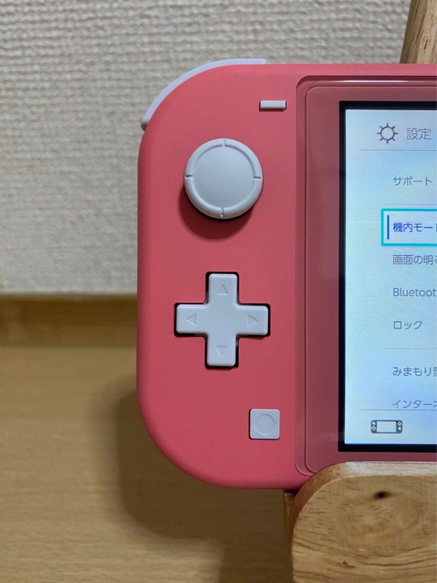 2022年製】ほぼ未使用 任天堂Switch Lite コーラル ニンテンドー 2022年製】ほぼ未使用 任天堂Switch Lite コーラル ニンテンドー