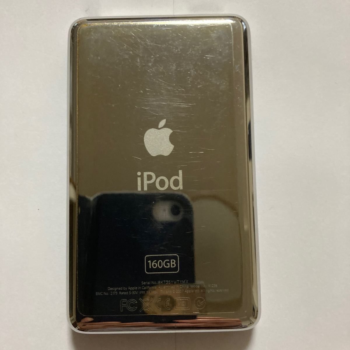Apple iPod classic 160GB カラーBLACK 動作確認済　初期化済　本体のみ_画像2