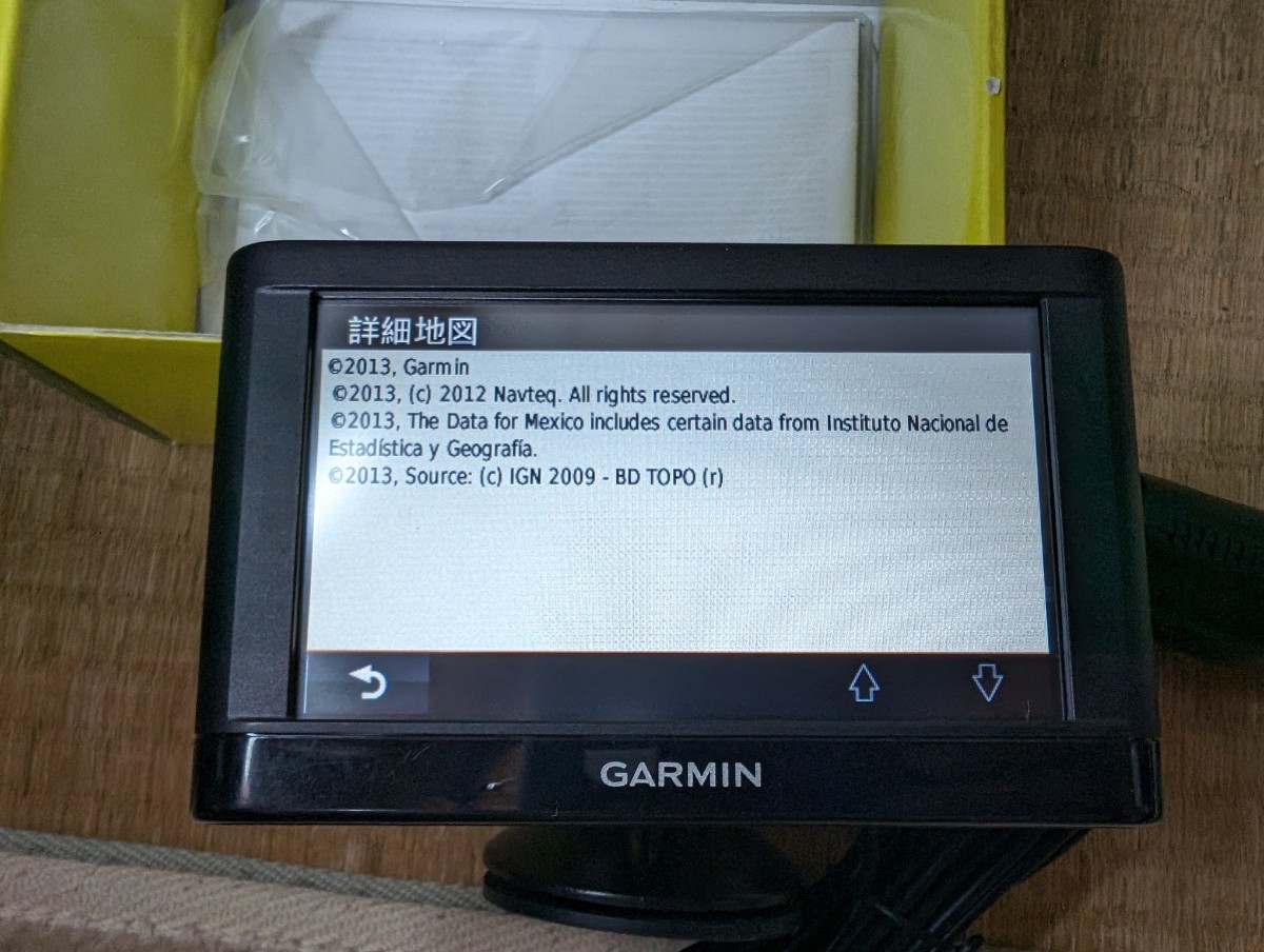 Garmin nuvi44LM 中古 ポータブルナビ_画像2